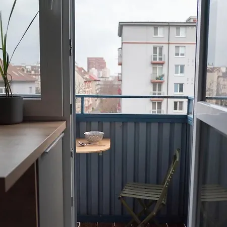 Apartment Hikers Nest